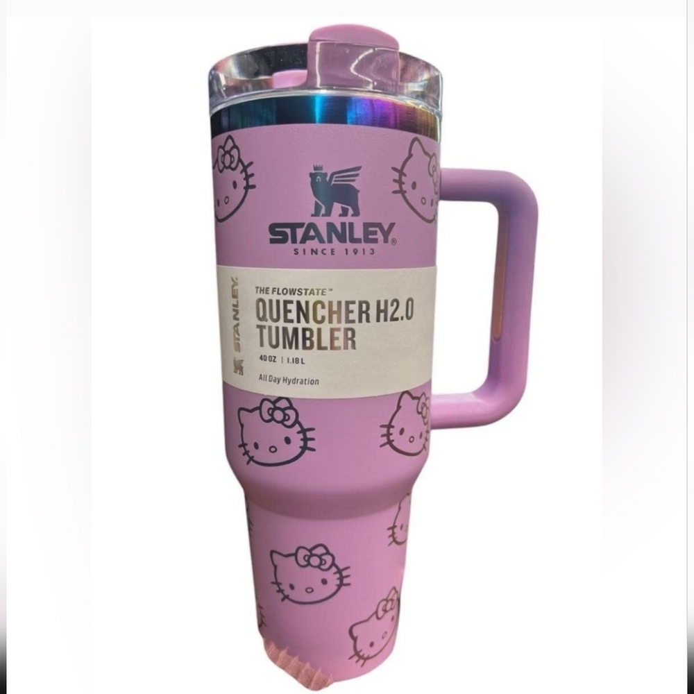 Hello Kitty Stanley Purple Quencher H2.0 Tumbler 40 Oz